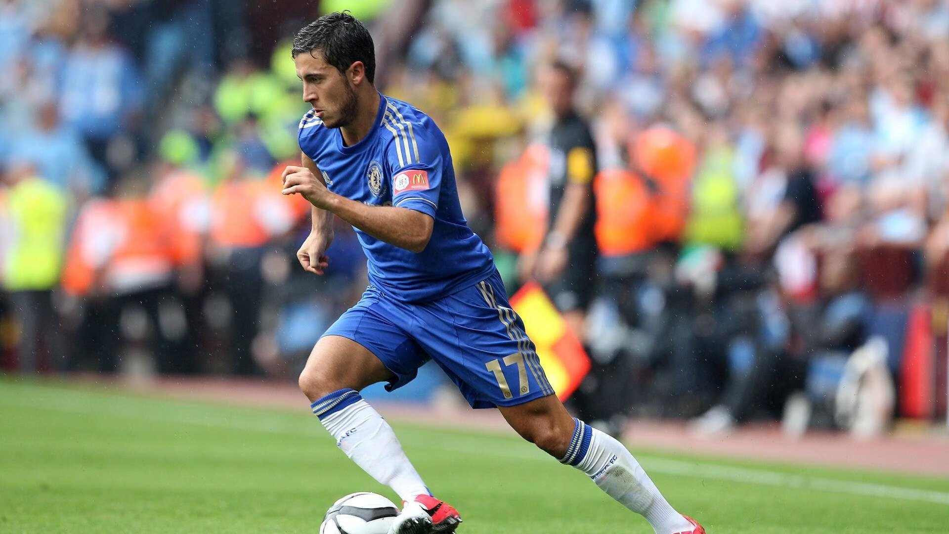 西甲焦点战引爆悬念，皇家社会稳居前列，西甲球队皇家